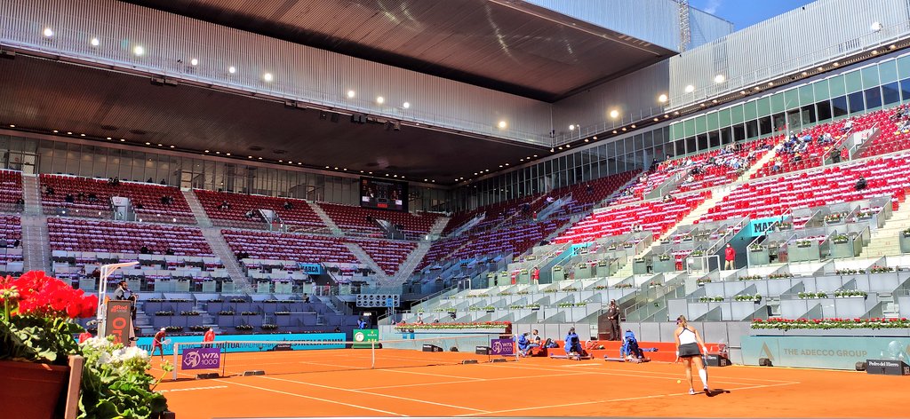 Foxtennofficial's tweet photo. For the first time in history a WTA 1000 and Masters 1000 uses an electronic line calling system on #Clay. The new era of tennis has arrived. @MutuaMadridOpen #RealBounce #NotEstimations #ExtremeAccuracy #MMOPEN https://t.co/XQaKxtN0iI