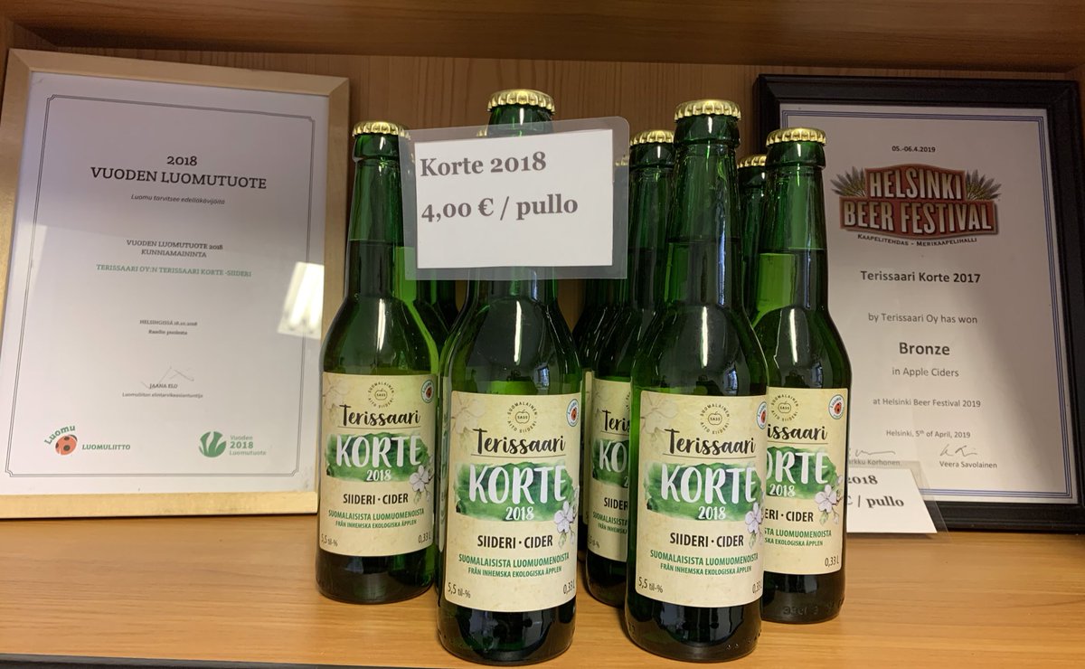 AnttiPeltola_'s tweet photo. Oli ilo vierailla Suomen suurimmalla luomuomenatarhalla, joka löytyy Terissaaresta Akaan Toijalasta. Omena-ja päärynäpuutarhoja 12 ha ja omenalajikkeita 230. Lopputuotteena mm. limonadit ja siiderit. 
Kiitos Johannes Vuorinen esittelystä. #Akaa #TerissaariOy https://t.co/dm8IwNuzgQ