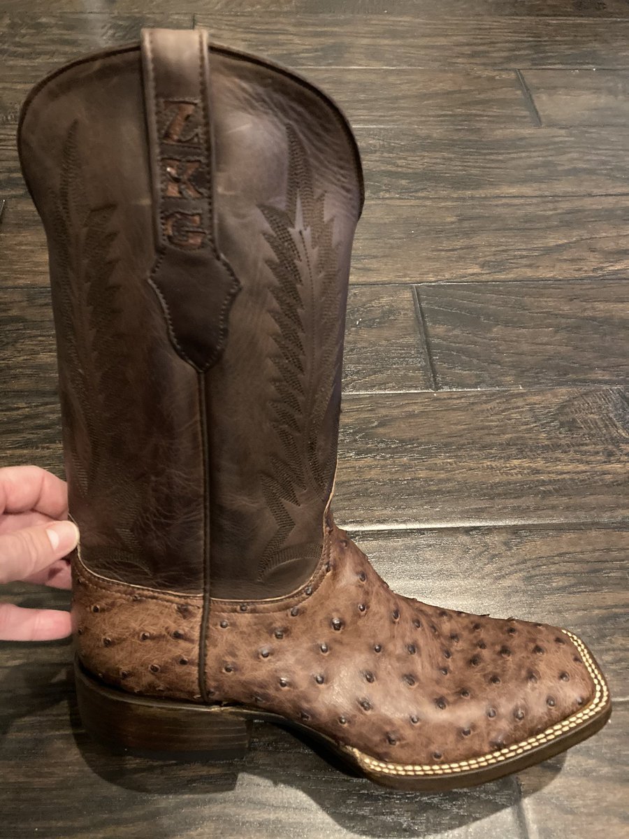 ZachGerik's tweet photo. Just picked up the nicest pair of boots I’ve ever owned, even has my initials! Phenomenal job @cityranchboot on the homemade boots! https://t.co/HhJS2a33UM