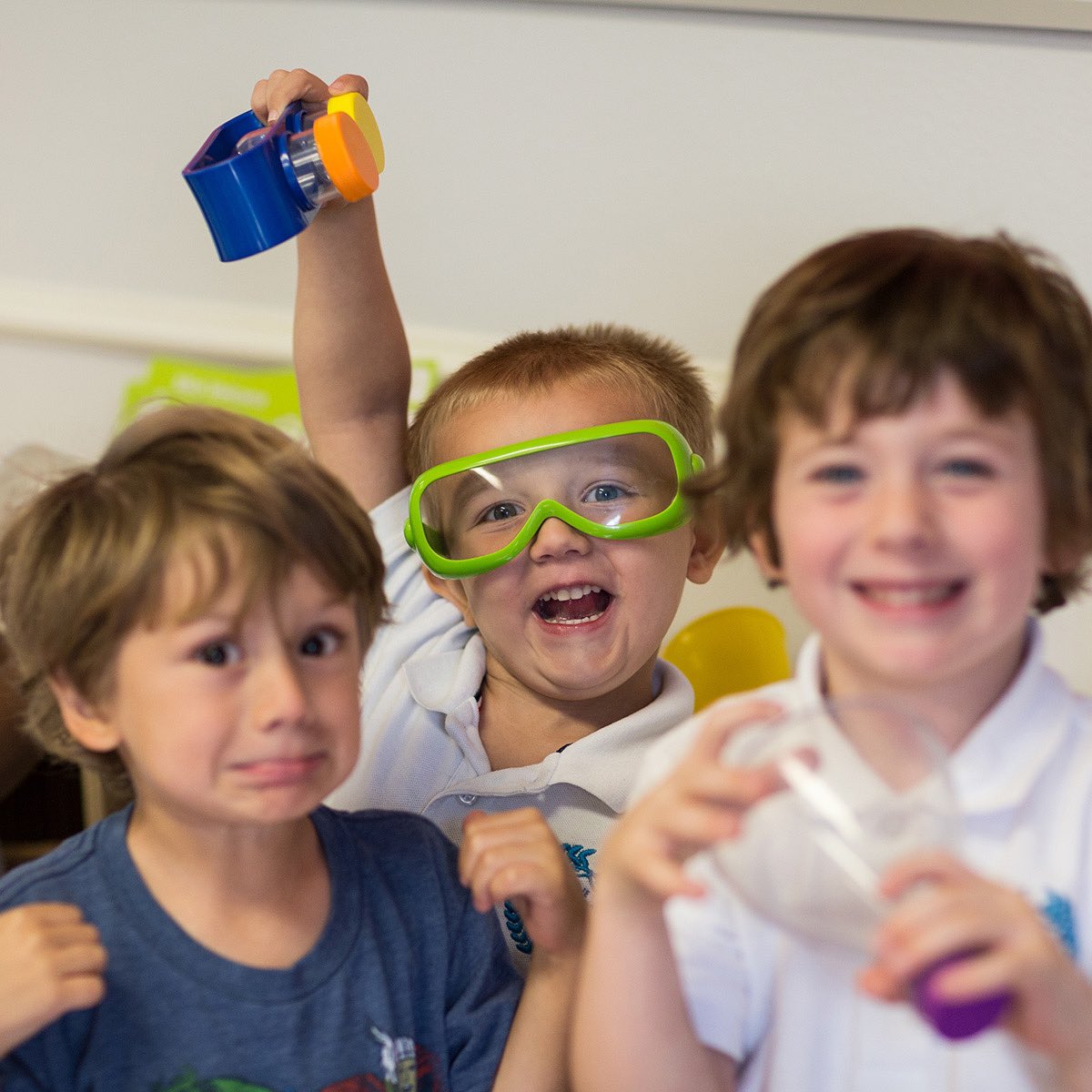 Summer to Discover Camp, at The Children's Courtyard, offers a world of exceptional fun, with weekly themed experiences, awesome projects, healthy snacks, and more! Call 877.624.2604 to learn more. #ad 
Link: bit.ly/3sbBsFh