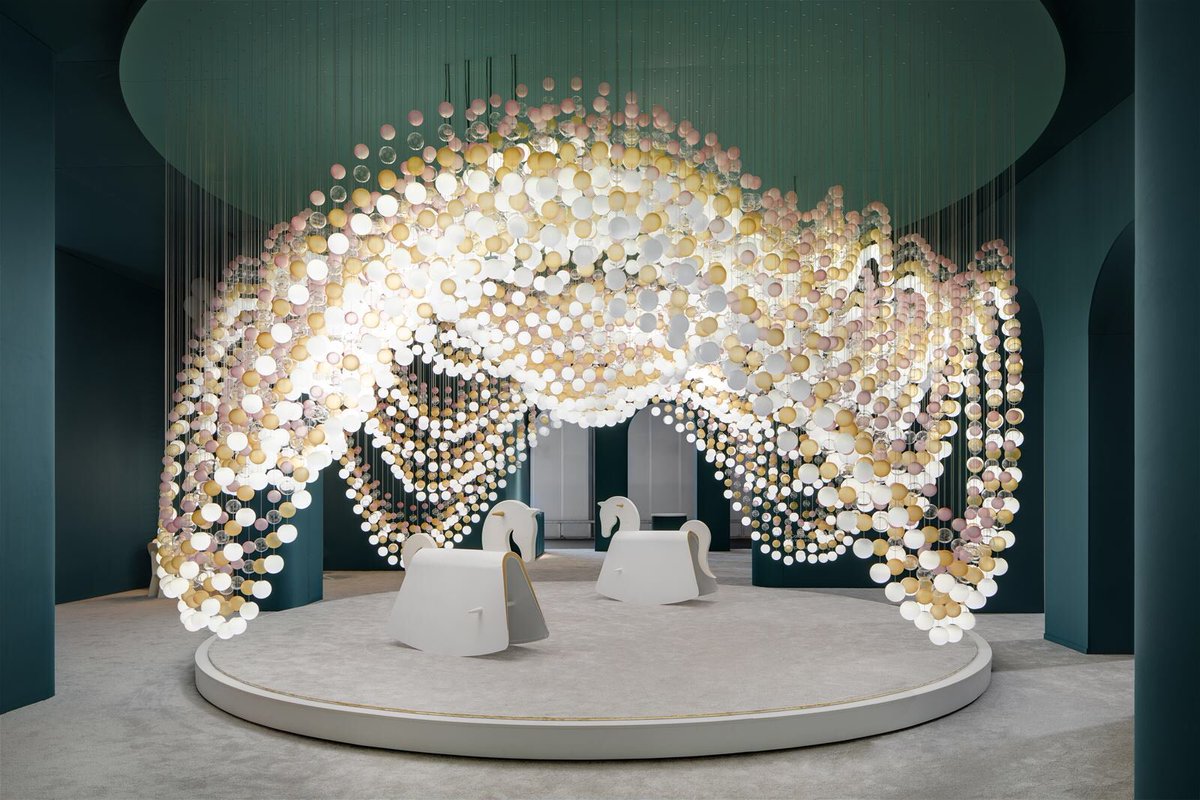 Winner of ART: Bespoke category is… Carousel of Light, Italy by Precious Lighting.

#lightingawards #darcnight #lighting #architecturallighting #decorativelighting #2020winners #darcawards
