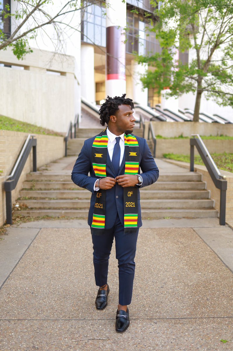 EvanBookman's tweet photo. Let the growth, learning, and relearning continue. #TXST21

• B.A. in Political Science, African American Studies &amp; Geography Minor
• Served as the President of 3 orgs (NAACP Unit 6875-B, BPC, &amp; BMU)
• Mr. Black TXST 2018
• TXST NSLS
• Graduate School ⏳

May 13th @ 10AM 🎓 https://t.co/UOCN5cWyjA