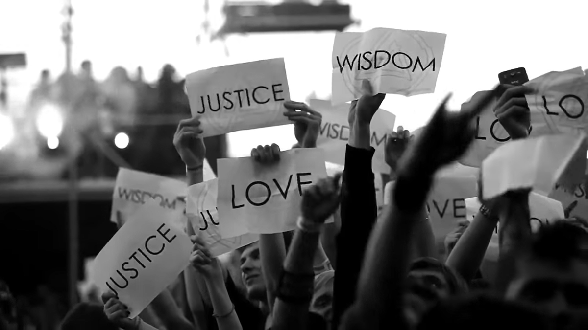 banner projects. when your fans love you so much they want to give back. LP soldiers prepared banners referencing the song “Wisdom, Justice, and Love” and for every BTS concert it’s tradition that BTS armys prepare banners with a meaningful message to the band