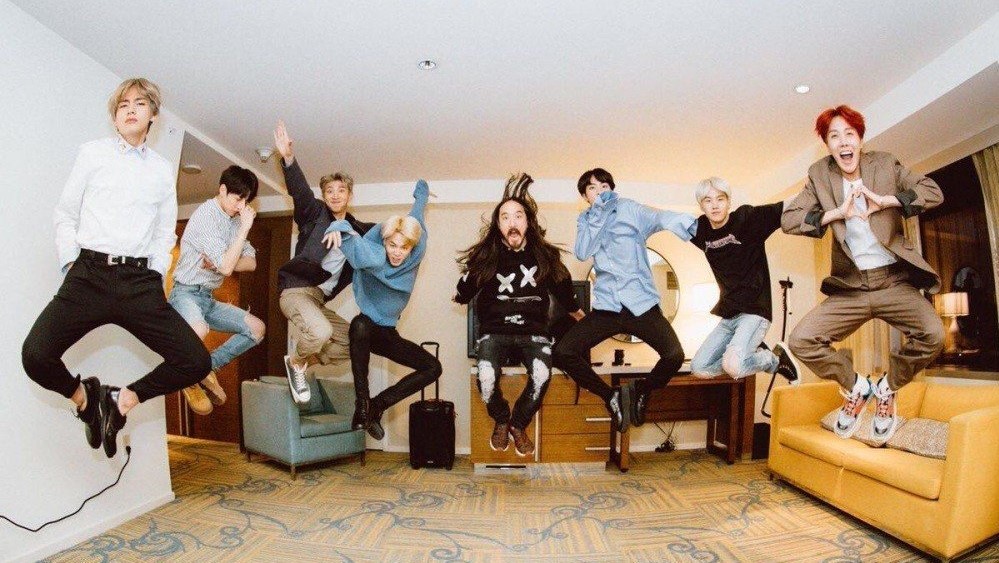 Steve Aoki ( @steveaoki). LP collabed with Steve on “A Light That Never Comes” and BTS worked with Steve for “Mic Drop”, “The Truth Untold” and “Waste It On Me” (Joe from LP directed the MV!)