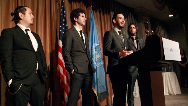 impact. LP accepting the Global Leadership Award at the UN Foundation, BTS speaking at the UN General Assembly for the launch of the “Generation Unlimited” partnership