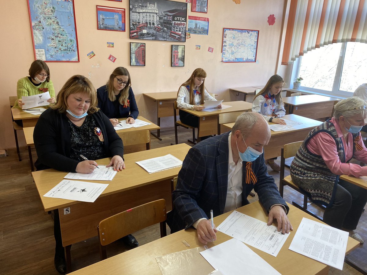 29 апреля МБОУ Школа 85 стала площадкой проведения Международного исторического диктанта на тему событий Великой Отечественной войны - «Диктант Победы». В мероприятии участвовали  обучающиеся 8-11-х классов, педагоги и родители. #Диктантпобеды2021 <a href="/depsamobr63/">Департамент образования Администрации г.о. Самара</a> #школа85_самара