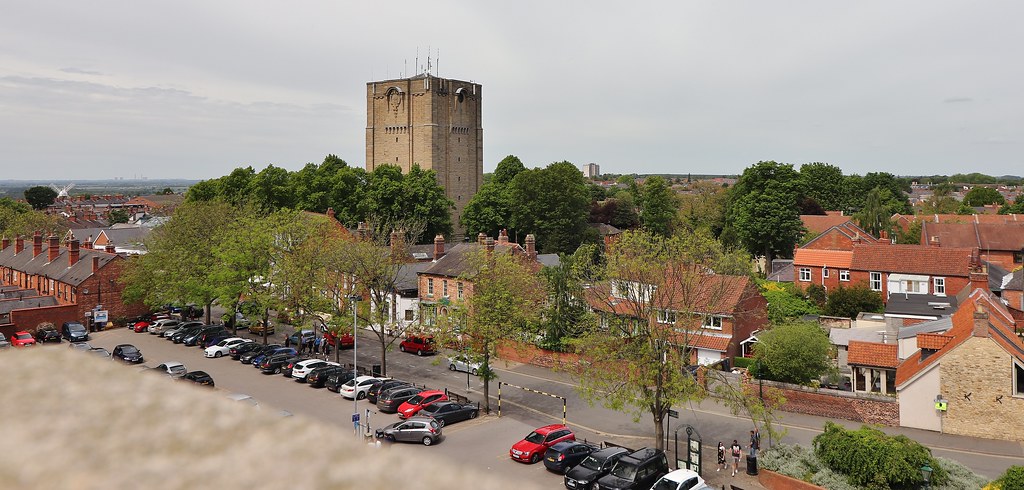 BGUHistory's tweet photo. 1/3 As Iโve already mentioned Lincoln Castle this week, I thought it only right to mention the Castleโs extension (as one 7 y/o told me๐
๐)โฆWestgate Water Tower. #Lincoln #HistoryAroundUs Abi https://t.co/PksUMyLV2W
