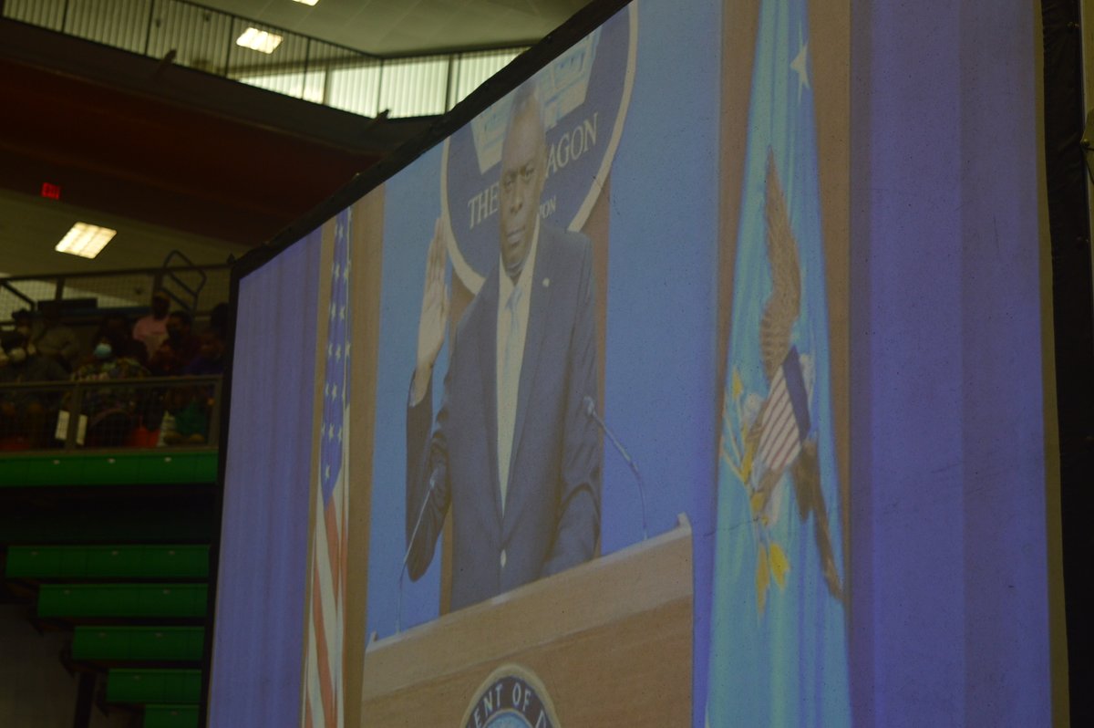 FAMU_Army_ROTC's tweet image. On 4/24, @SecDef administered the Oath of Office to 17 commissioned leaders of character in our United States Army. In addition, Secretary Austin spoke to the graduates of the #1 Public HBCU in the nation about the value and ubiquity of service. 
@ArmyROTC @FAMU_1887