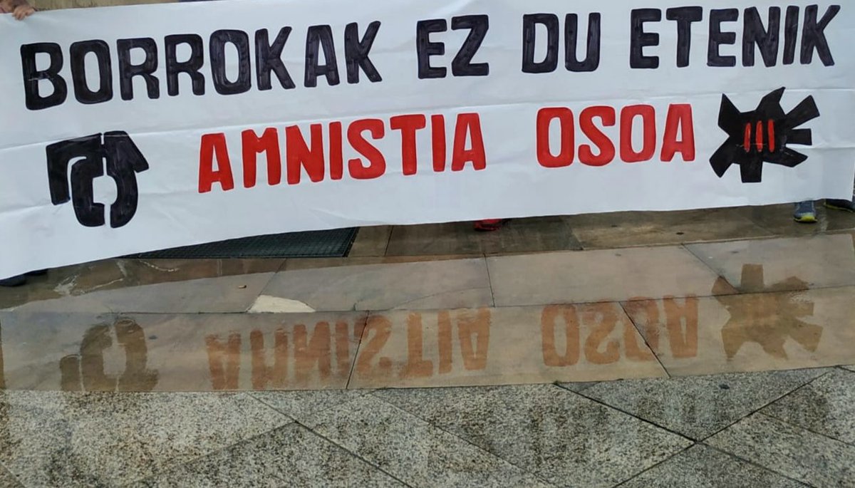 Iruñeko Amnistia Osoa (@irunekog) on Twitter photo 