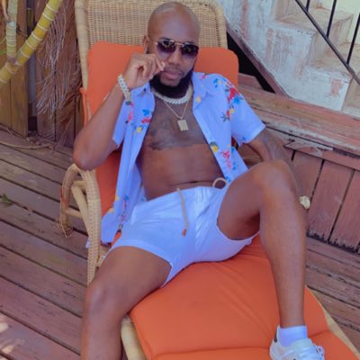 Dondiplomat's tweet photo. #NewProfilePic https://t.co/b2CgHbYpq4