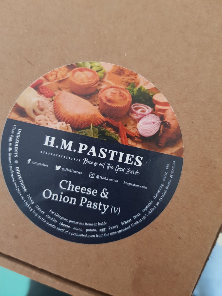 Catherineb07's tweet photo. Bringing the Manchester #ThriveinEducation team together making lunch. Our pasties were delicious thanks to @HMPasties for supplying us with the perfect ingredients. π I wonder who did the best crimping today? π #TheGoodInside #EMHPCat #TeamDevelopmentDay @MFTnhs https://t.co/uKQHq0EBHt