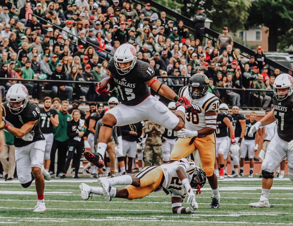 gabifaithb's tweet photo. My name is Gabi Brooks, I’m 22 years old, and sports photography is my passion. I graduate next week and am looking for more opportunities in this field.
Here’s a link to my portfolio: https://t.co/DBJOhku66u
Please reach out if you have any questions! #smsports https://t.co/2O4Ri5olKW