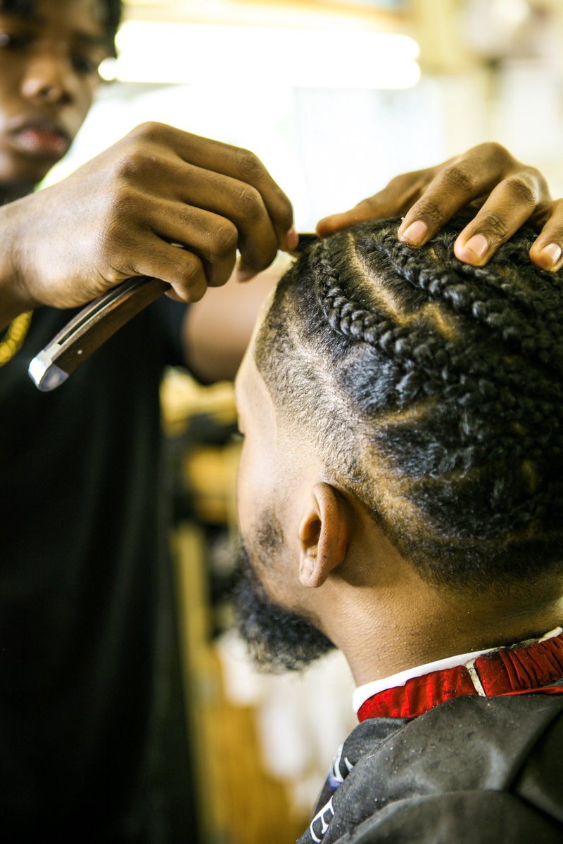 Rasheed00318854's tweet photo. Certified Vision ππΈ
.
.
.
Photo credit by @classicprincee
#tier1barbers #barbergrind #barbersarehiphop #thefinestbarbers #barbergang #fortvalleybarber #tempfade #theglorious b#babylissforbarbers #fortvalleystateuniversity #campusbarber #fvsu24 #fvsu23 #fvsu22 #fvsu21 #fvsu https://t.co/ALaaKs12e9