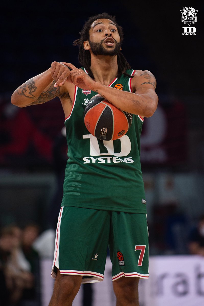 Baskonia's tweet photo. Es la hora... ⌚️

RT= Voto para #MVPMovistar Pierriá Henry 💫🌪️

#GoazenBaskonia https://t.co/9srx6fcmJN