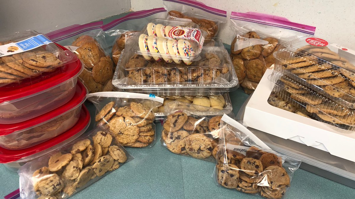 Thank you <a href="/ValleyParkHS/">@ValleyParkHS</a> for supporting and donating hundreds of cookies for the #cookies4caregivers event. Tomorrow we will bake &amp; deliver over 2,000 cookies to local caregivers who supported our community during the pandemic.