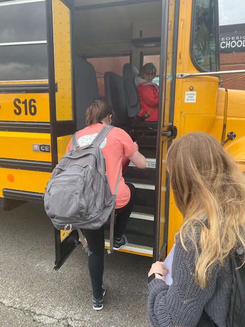 SV Ryan Gloyer Middle School tweet media