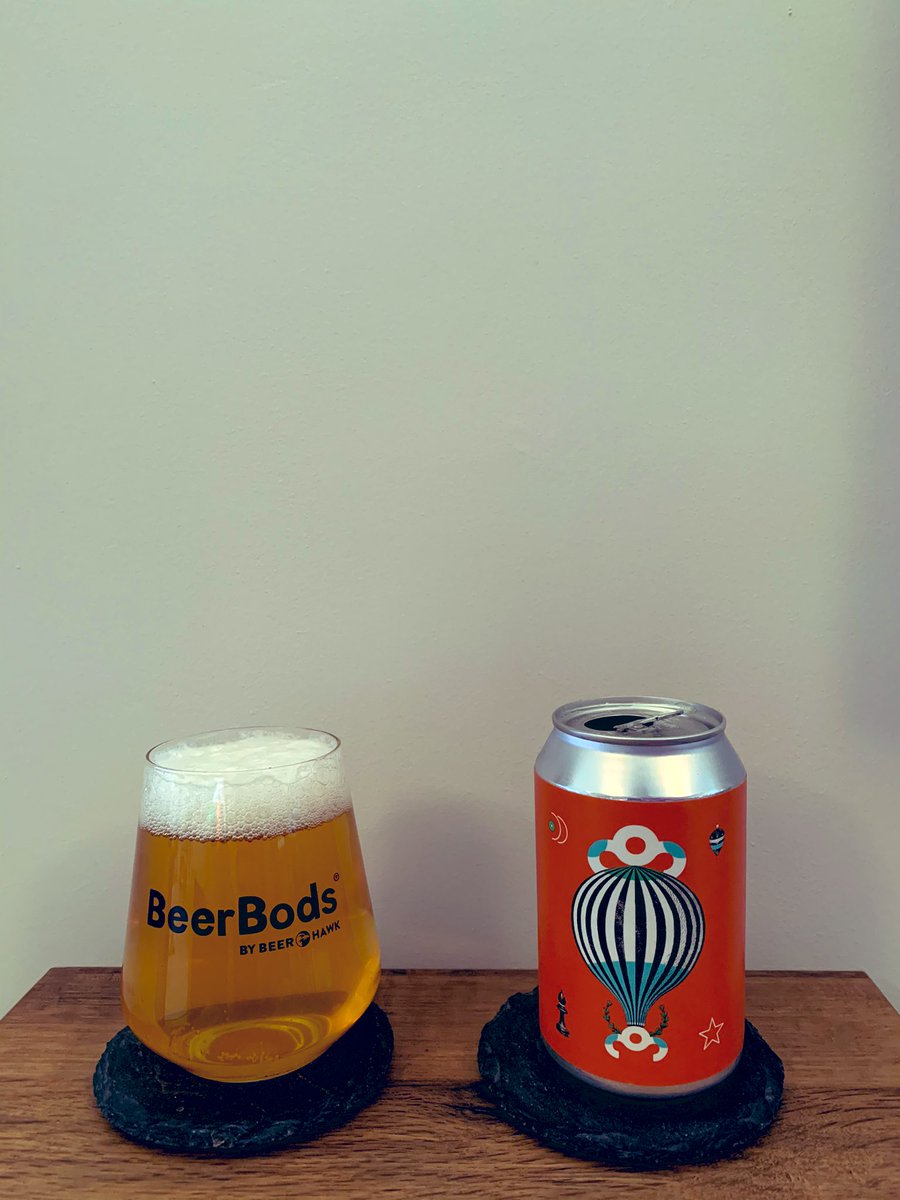 danielwray90's tweet photo. Evenings @BeerBods, glad I have something to lift spirits tonight as Arsenal lower the tone yet again. Great light little table beer from @WildCardBrewery which lacks flavour for a table beer. Love it! #beerbods https://t.co/t5hHKn8tF4