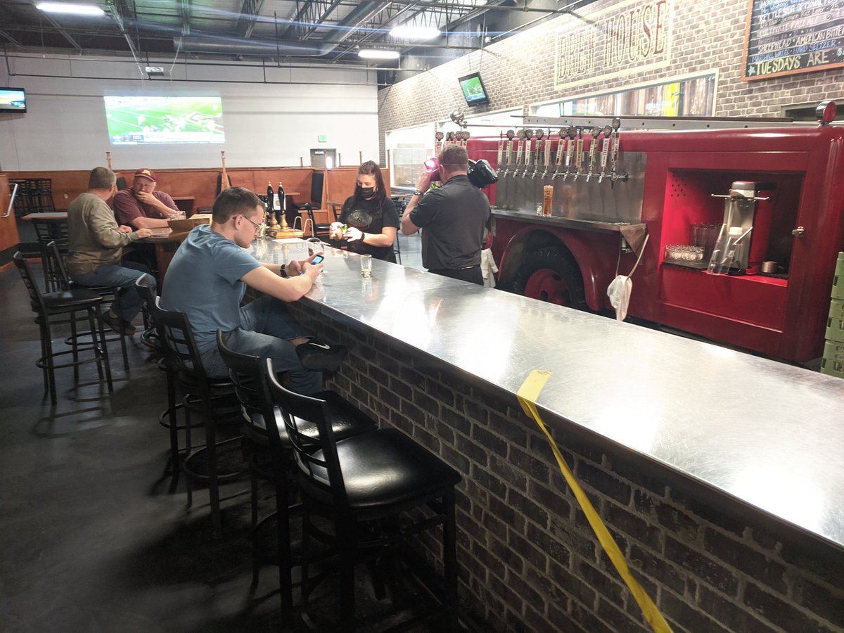 Most dangerous place in the brewery is between <a href="/MarieZeug/">MarieZeug</a> and a camera.