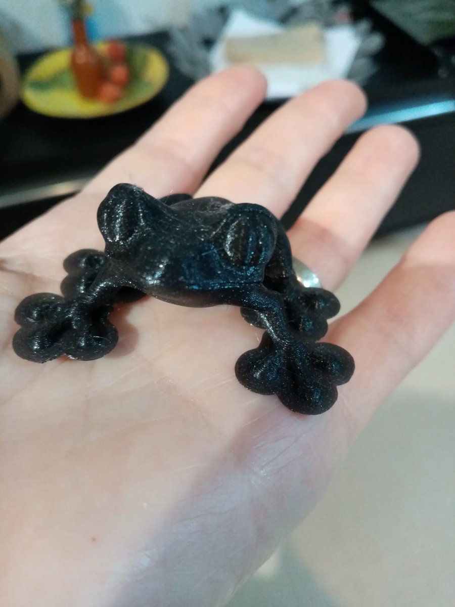 ioteruelo's tweet image. Primera creació de prova. A partir ďara a crear coses útils. O cuquis. O tot plegat 😉 #comunitatmaker