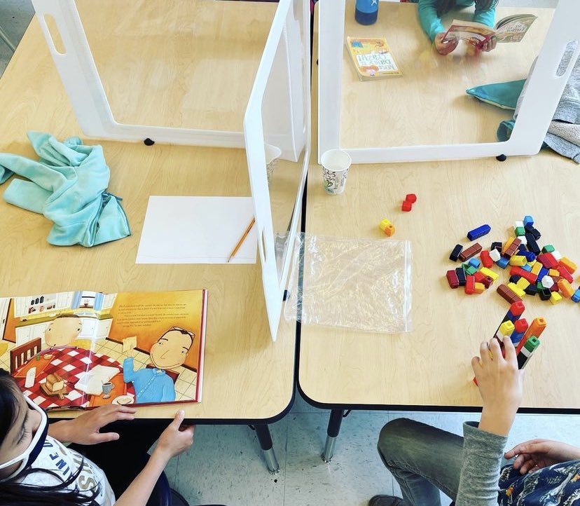 DiffDive's tweet image. Looking for a reset on how you start the school day in your classroom? Try a soft start! Kids come into the room with no expectations or work to do. They get to explore, read, build, and just ease into their day! #hybridlearning #play #studentchoice