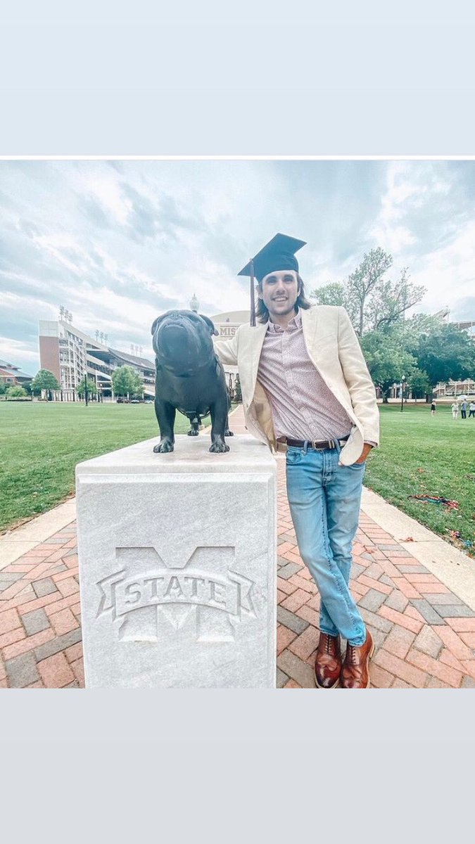 al_duff81's tweet photo. Congrats to the Grad! Super Star ⭐️! https://t.co/ngry2EY7is