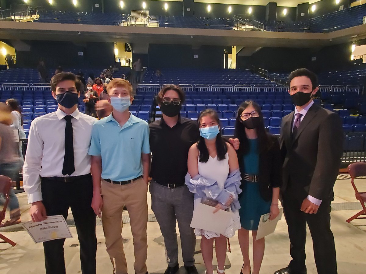 jvhsprincipal's tweet photo. Check out some pretty awesome @JerseyVillageHS Falcons.  Tonight we honored our National Merit Scholars - Isaiah, Lily,  Karen,  Ryan, Connor, and Rafael.  Not pictured are Michael, Susanna, and William. #lovemyvillage https://t.co/LBUT7LnHpf