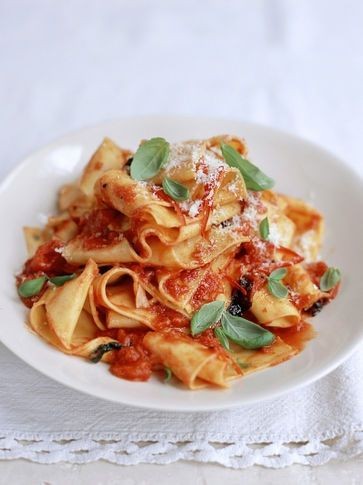 Number 2 is PAPPARDELLE. U can tell already i like my babies wide. Perfect kind to accompany tomato sauce and more filling by the plate because of their size. 10 out of 10