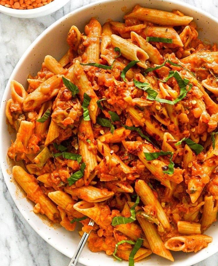 You knew it was a matter of time until they came and here they are! Number 3 is PENNE RIGATE. Ngl i used to love putting my tongue through their hole as a kid, overall amazing aerodynamic shape and they r great made out of chickpea w butternut squash sauce. 9 out of 10