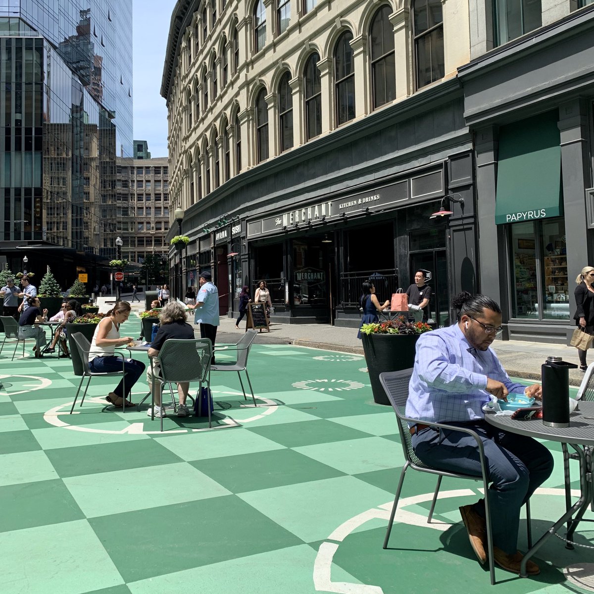 "Downtown Boston’s Tontine Plaza to Be Made Permanent"

Great example of the iterations of a road diet in Boston's Downtown Crossing from excess roadway to paint, planters, tables &amp; chairs to the newly revealed design for a permanent public space. 
mass.streetsblog.org/2021/04/29/dow…