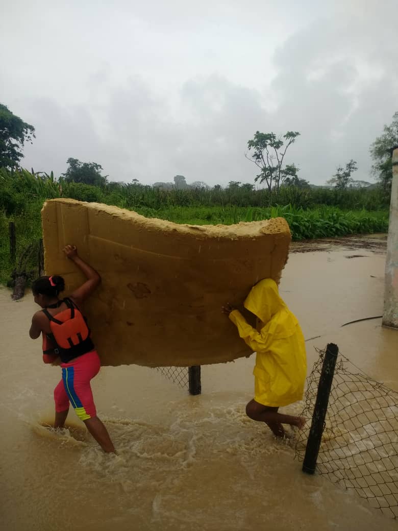 Esto se esta viviendo en esoto mo mento em el MUNICIPIO Tulio febres cordero del Estado Mérida Parroquia  independencia  palmarito  le pedimos al Gobierno Nacional el apoyo para esto camarada  ATT MARCOS ZAMBRANO 04247051288
