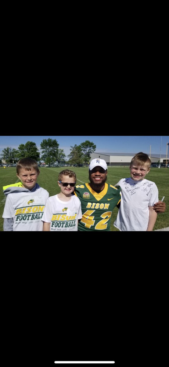 Adam Erickson tweet media