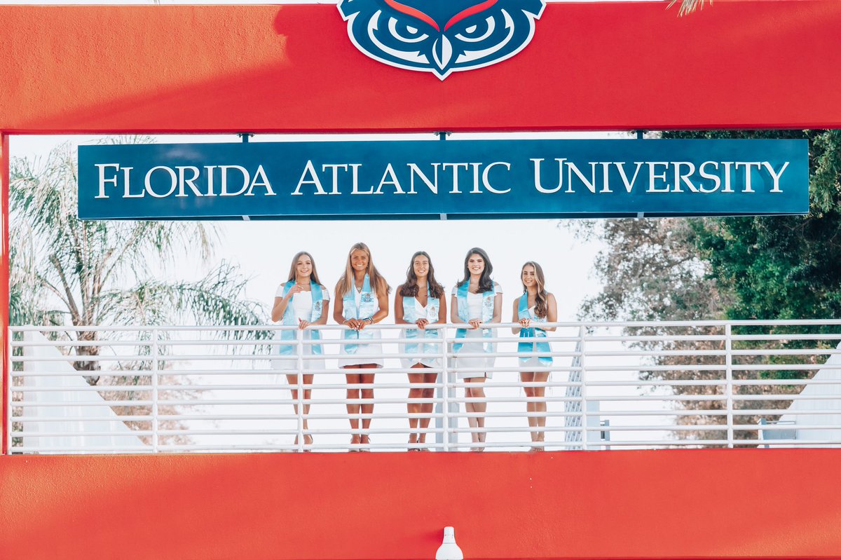 Welcome to pi life, it’s not 4 years it’s for life🤍 Congratulations to our graduating seniors 
•
•
#fau25 #fauadpi #faugrad #faualum