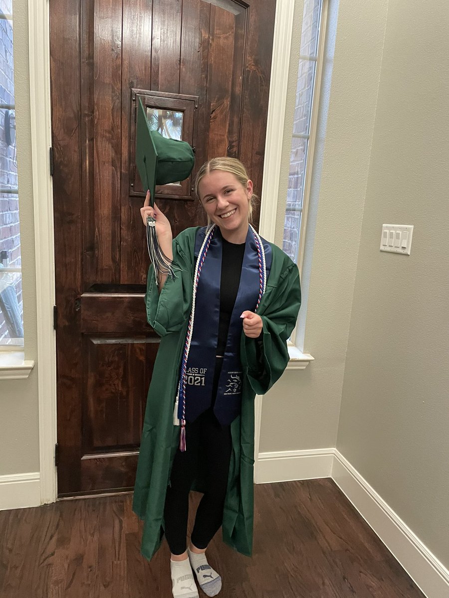 Kathy Witkowski tweet media