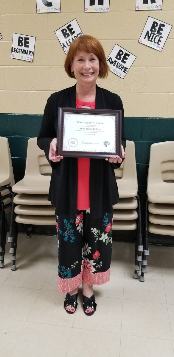 alma_middle tweet media