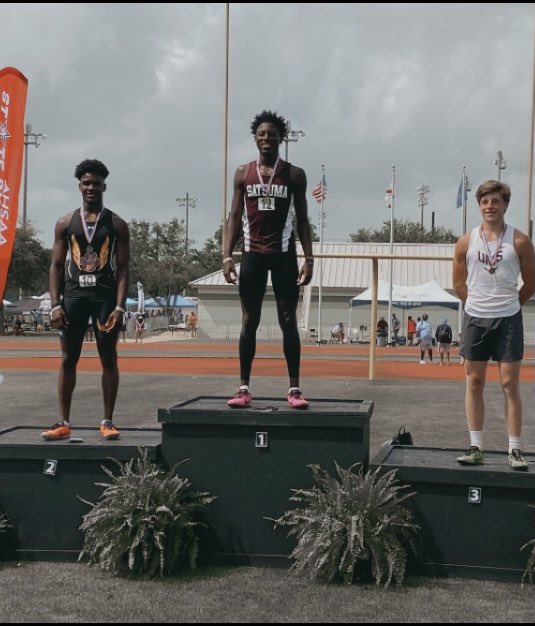 satsumahoops's tweet photo. Gator hoop/track athlete KELBY SMITH  is you 5A long jump STATE CHAMPION!!! Job well done! GATORPRIDE!! https://t.co/0b6WdNIpXb