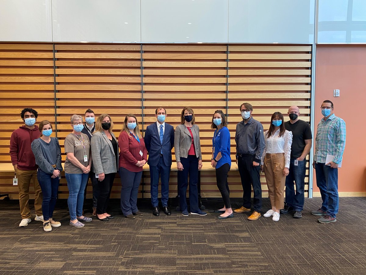 .@cortevaus was proud to host @RepCindyAxne at our #COVID-19 testing lab in Johnston, Iowa. Our scientists showcased the drive for innovation that brings best in class products for farmers and technology that can serve human health challenges too! #KeepGrowing