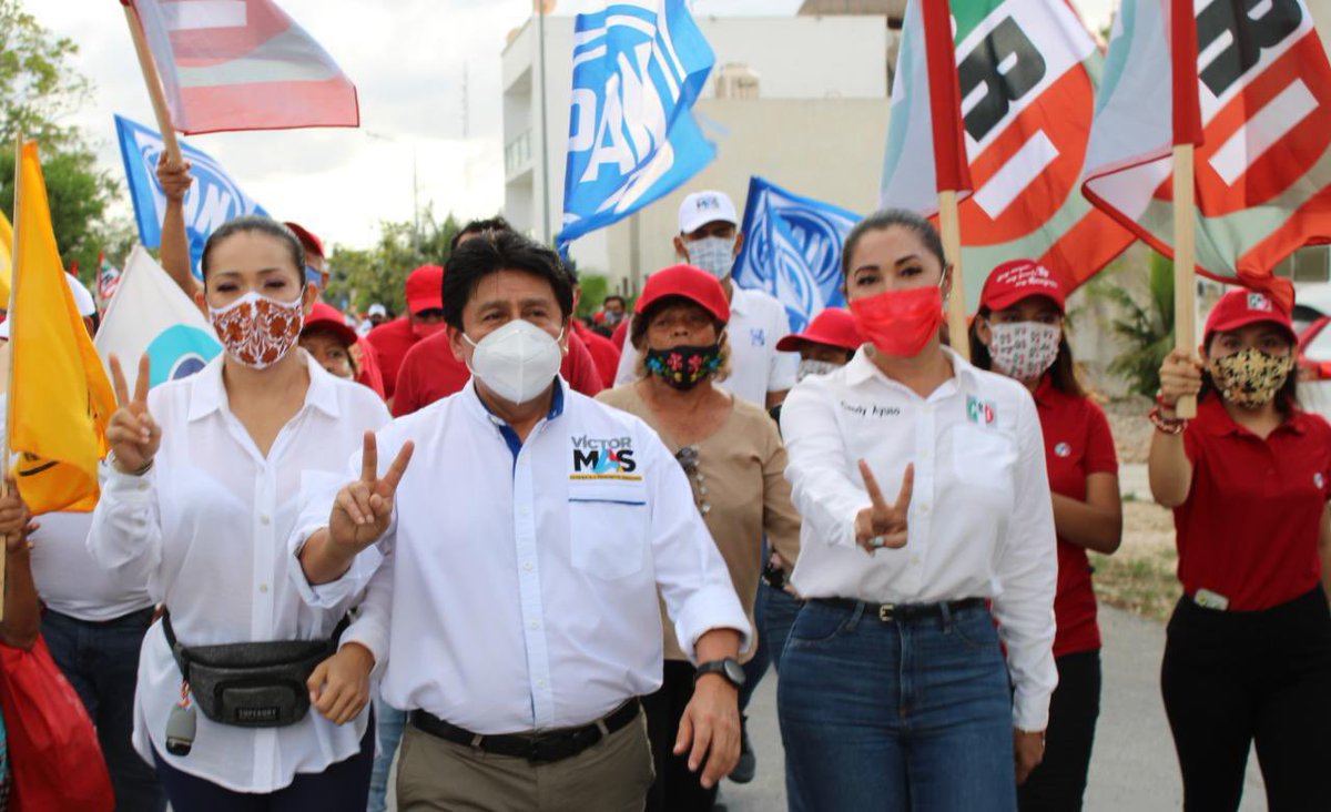 CandyAyuso's tweet image. En la colonia Xul-Kah caminé con el candidato a presidente municipal @VictorMasT, un hombre apasionado por el servicio y de trabajo arduo por los hombres y las mujeres de su municipio. #JuntosSomosFuertes y haremos de Tulum una gran alcaldía.

#VaPorQuintanaRoo🔴🔵🟡