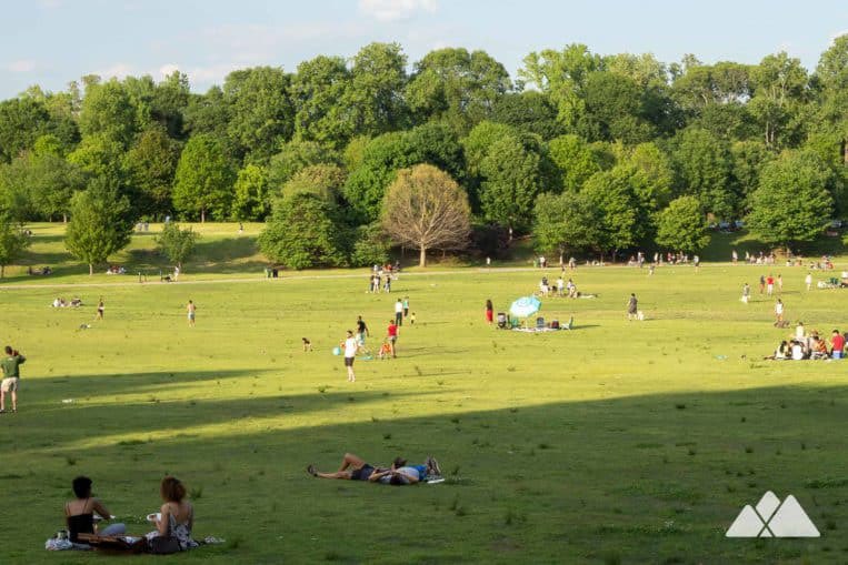 Due to increased use and decreased city budgets, the park was in a state of deterioration. In 1989, a conservancy was formed to protect the park and in 1992, the conservancy and city created a partnership to repair and maintain Piedmont Park.