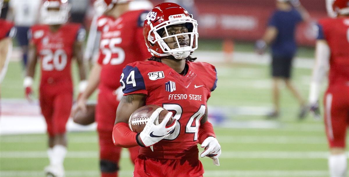 samm12_13's tweet image. After an outstanding conversation with @Nodogsdown_JDW I am blessed to have received and offer from Fresno State University! Thank you coach! #GoDogs
