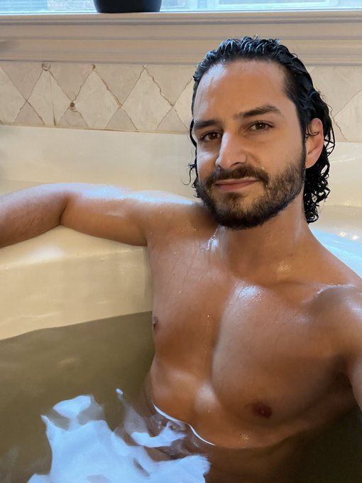 Les amo. https://t.co/LdTKAqsxuq