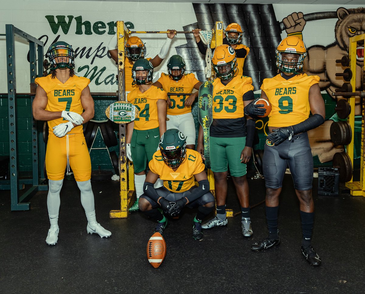 GRIFFIN FOOTBALL tweet media
