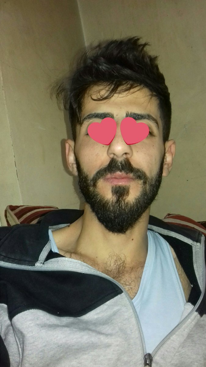 basharsyriahoms's tweet photo. كتير بنبسط وقت يتعرف عليي شخص ويقلي : انا أخوك وسندك بهدنيا ويفعل
وكتير بنزعج وبدايق وقت يختفي فجأة بدون سبب ، بدون ما يترك اي كلام يقول فيه اي شي
أو ....الخ
هاد الشي بيزعجني كتير ومالقيت له إجابة 
من عدة سنوات بعاني من هلموضوع💔 https://t.co/Tdq3kClaYn