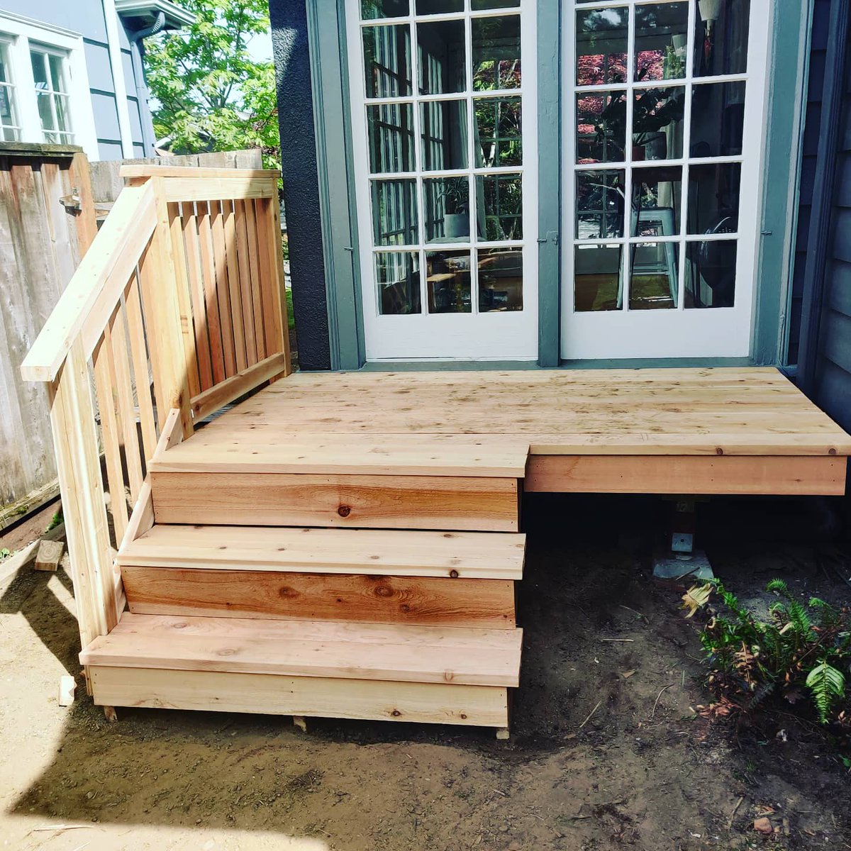 Small cedar porch build done today!