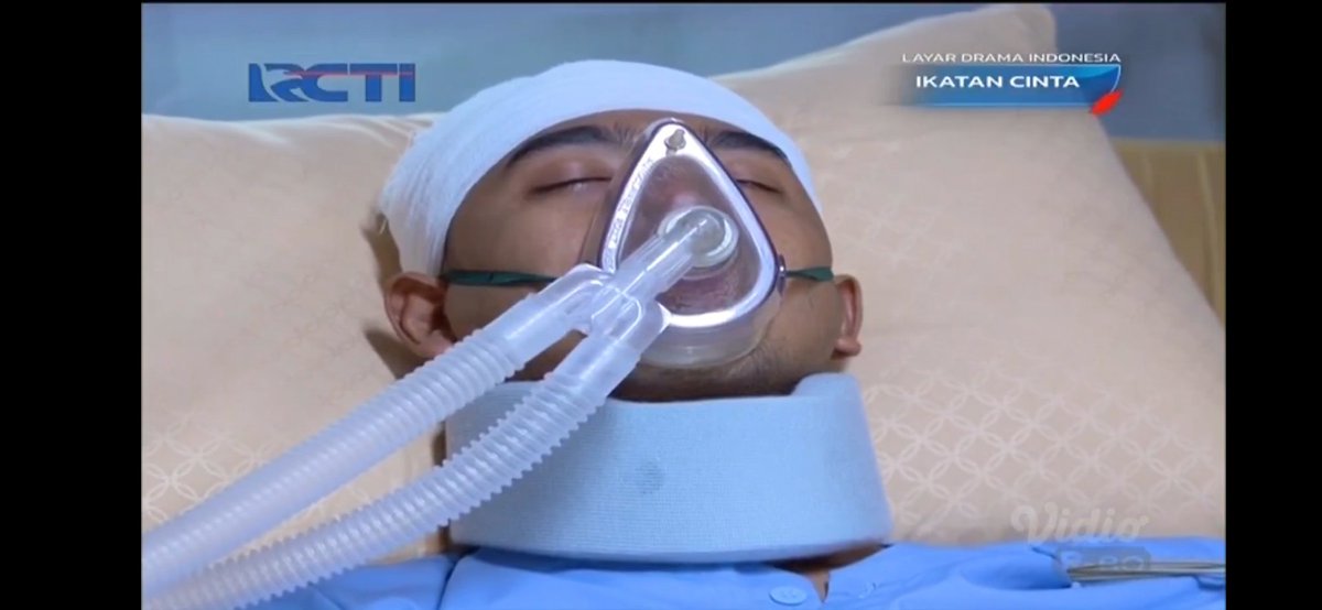 Asli aku mewek nntn episode ini😭😭😭
Mas al bangun kasian reyana dan Andin😭
Tugasmu masih banyak, ungkap semua kebohongan elsa @IkatanCintaRctI <a href="/amandamanopo/">AmandaGabriellaM.L</a> <a href="/farashakila2015/">Farashakila</a> @arya_saloka_ <a href="/Arya_SalokaFC/">ARYADDICTED</a> <a href="/aryasaloka_fans/">Arya Saloka</a>  #IkatanCinta #IkatanCintaEp255 #Reyna