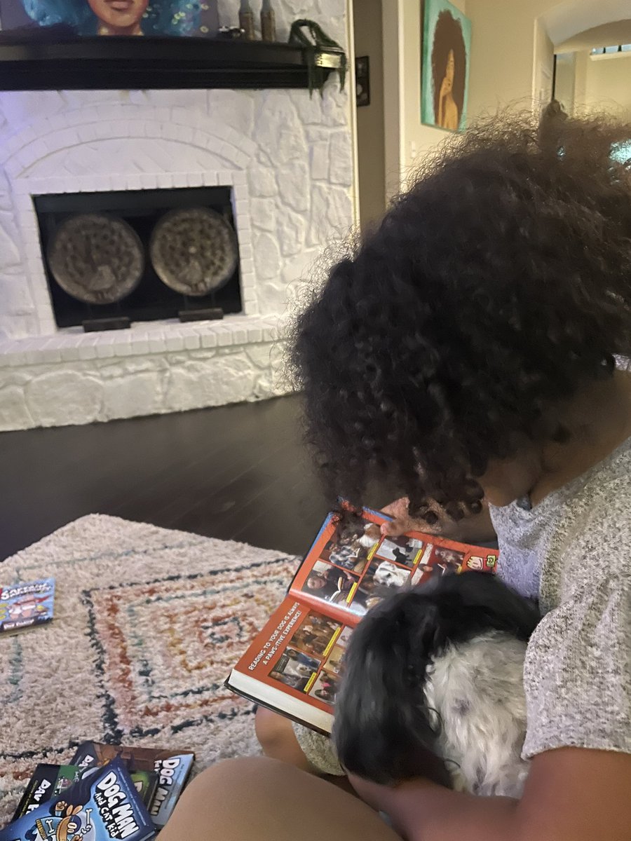 Broge710's tweet photo. #readtoyourdogman ❤️ https://t.co/skUlFc0yDW