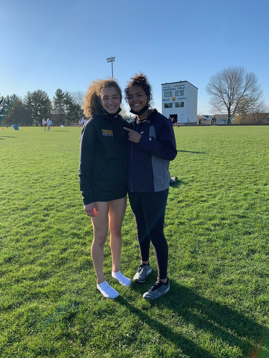 BIG CONGRATS to <a href="/maiapeterson16/">MAIA!!!!</a> for breaking the 400 meter school record with a 59.88!!!! <a href="/AugustanaTrack/">Augustana Track/XC</a> is lucky to have you;)