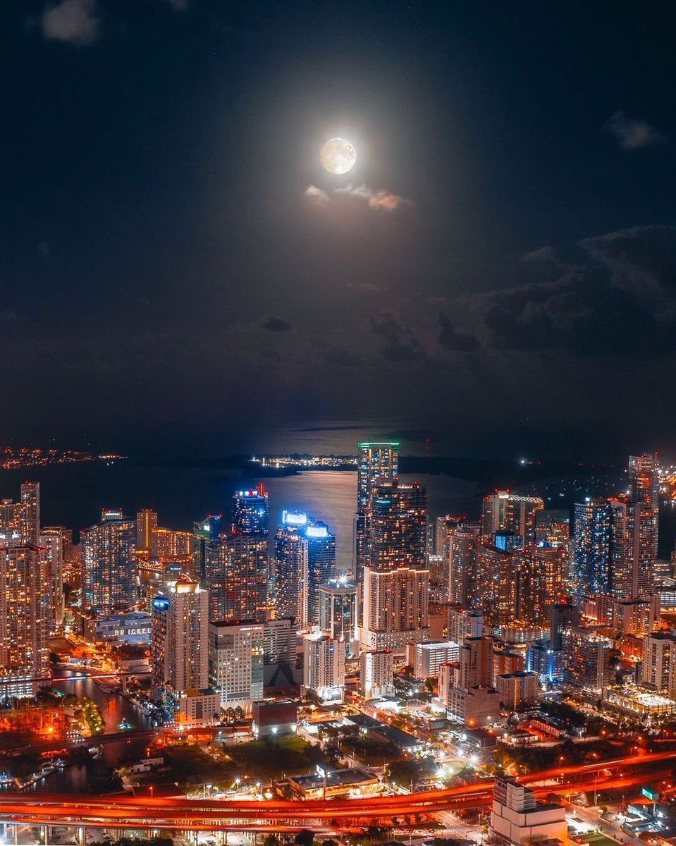 Magical moon over the Magic City. 🌕 #BrickellLiving (Lovely shot by @cnematc) 🔥