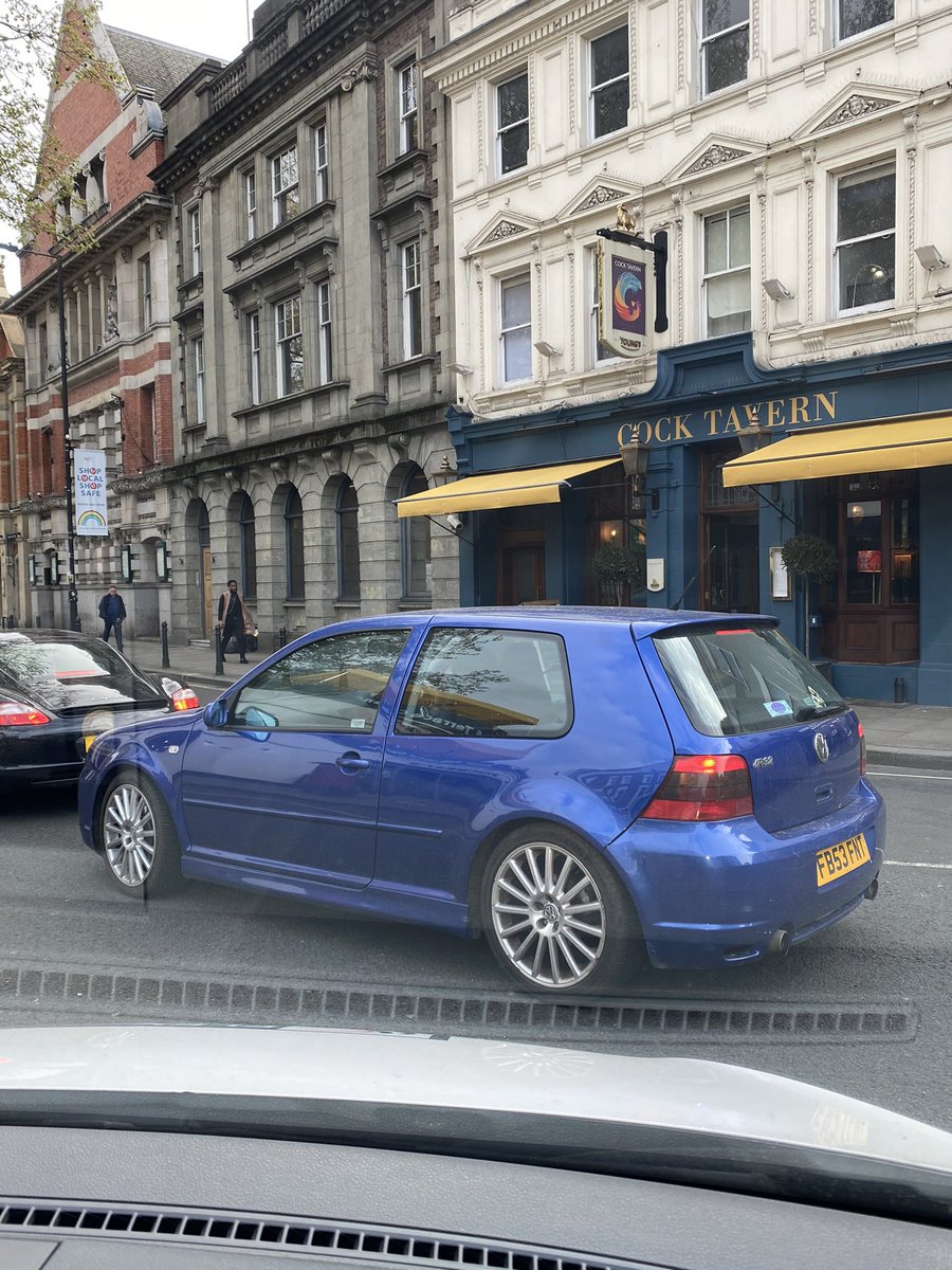 Not sure why these are fetching more money than a Mk5 R32 which drives much better. 

Maybe I’m an anti-Golf Mk4.