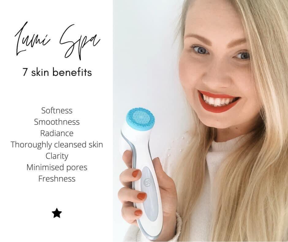 cerysmence's tweet photo. Good morning ✨ the first TEN people to message me about the Lumi Spa today will receive an exclusive discount... go go go 🤍 https://t.co/jzur8oMn4K