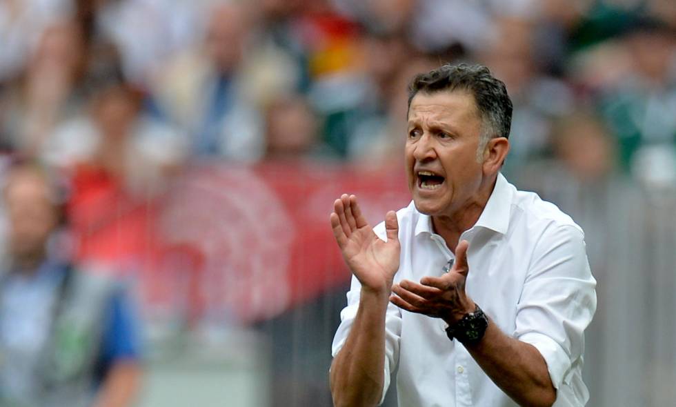 AsTvColombia's tweet image. ¿Cuál debería ser el nuevo director técnico del América?

Juan Carlos Osorio RT

Diego Corredor FAV

Opine en #ElAlargue dando RT o FAV según la que usted considera la mejor opción para el equipo escarlata.